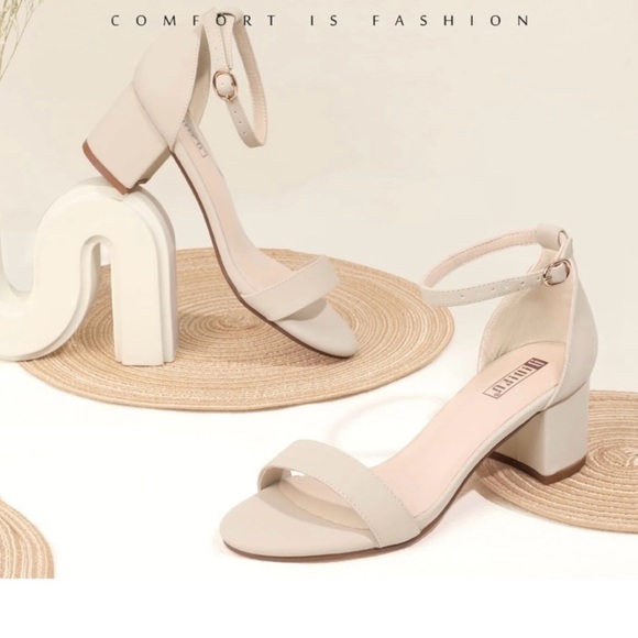 Pretty Prom/homecoming/Junior Dance dresses now available! XS/S/2 - Picture 14 of 15